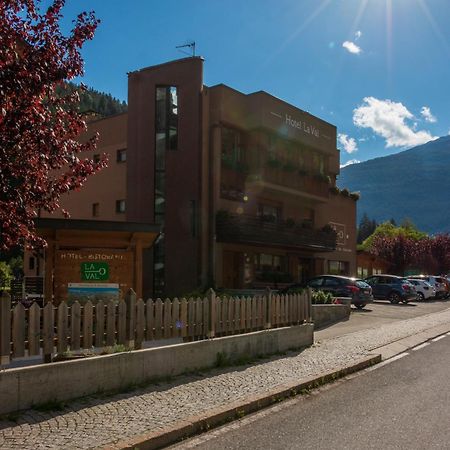 Hotel La Val Isolaccia Esterno foto