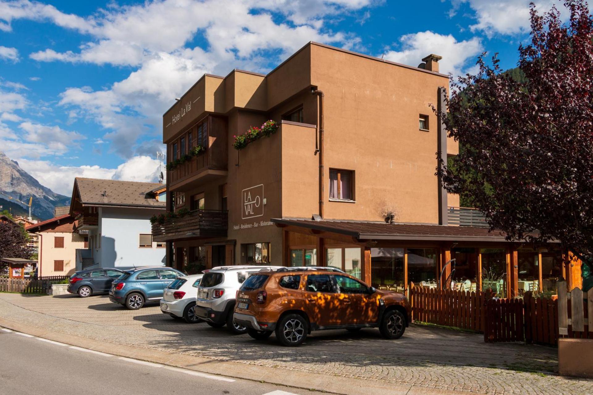 Hotel La Val Isolaccia Esterno foto