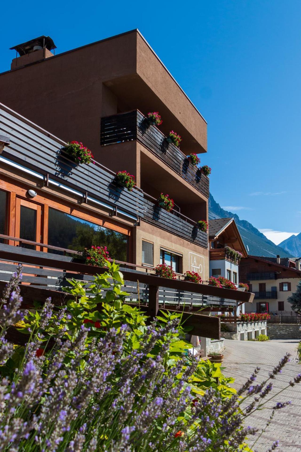 Hotel La Val Isolaccia Esterno foto