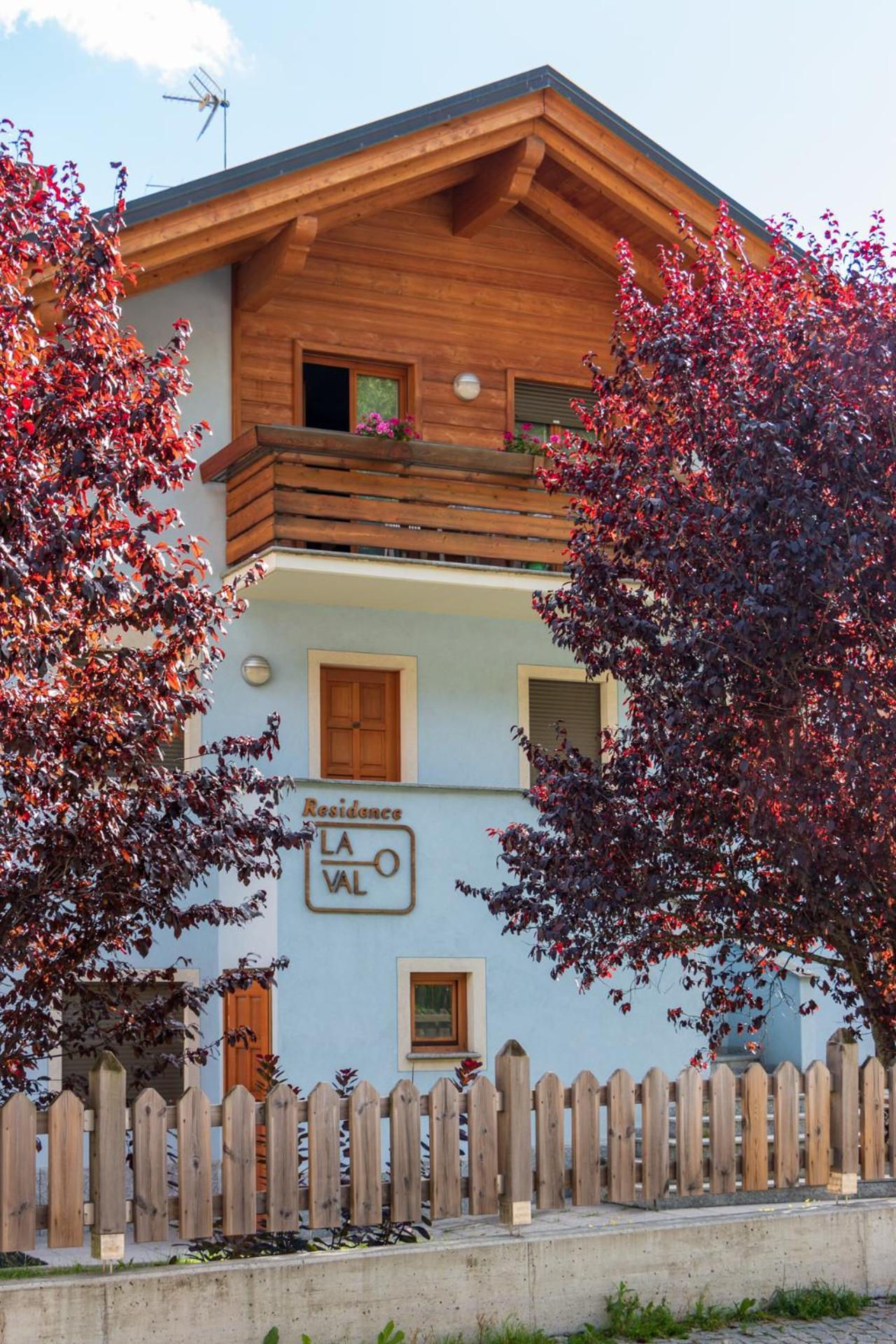 Hotel La Val Isolaccia Esterno foto