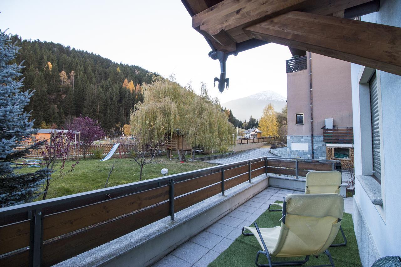 Hotel La Val Isolaccia Esterno foto